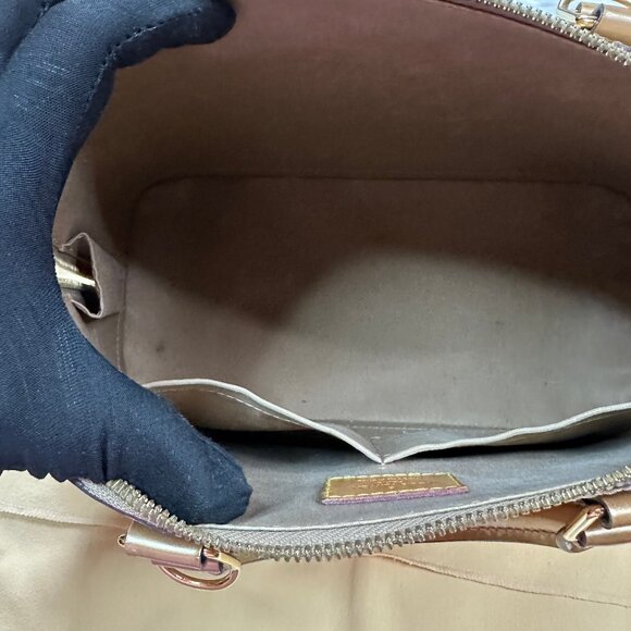 Authentic Louis Vuitton Alma PM Vernis Hand Bag - Picture 14 of 17